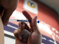 La Secretaría de Salud del DF adquiere guantes de uso rudo, mandil lonado, y overoles de colores. NTX / ARCHIVO