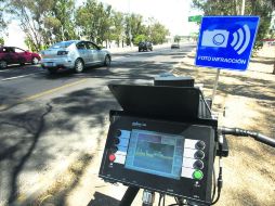 Contra los correlones. El número de sanciones con radares móviles en varios puntos de la metrópoli se duplicó este año. EL INFORMADOR / ARCHIVO