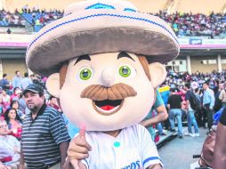 La afición se ha identificado rápidamente con la novena jalisciense, que ha sabido responder en el campo de juego. EL INFORMADOR /