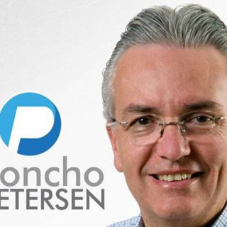 Alfonso Petersen Farah inicia precampaña