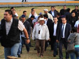 El ex líder de las autodefensas llega a Mil Cumbres, donde es recibido por el procurador de Justicia de Michoacán. SUN / Rml