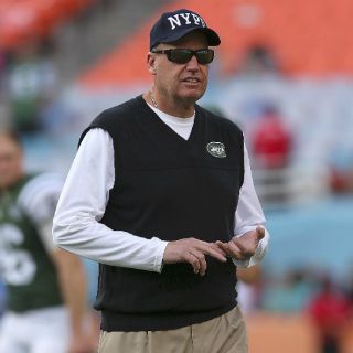 Inician los cambios en equipos de la NFL