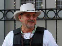 Denuncian que Hipólito Mora no debió salir de la cárcel luego que se le imputó el homicidio de dos autodefensas. AP / ARCHIVO