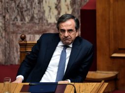 El primer ministro griego, Antonis Samaras, convoca a elecciones luego de fracasar en imponer su candidato a la Presidencia. AFP / A. Messinis