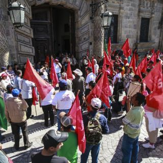 Antorchistas pretenden recibir Año Nuevo haciendo plantón