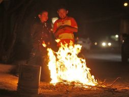 Autoridades exhortan a padres de familia a tomar conciencia sobre el riesgo que representa para niños encender fogatas o pirotecnia. EL INFORMADOR / ARCHIVO