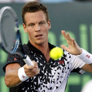 Tomas Berdych gana torneo de exhibición de Hua Hin