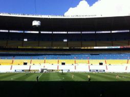 La escuadra universitaria se vio rebasada por el rival al terminar con un marcador de 3-1. TWITTER / @LeonesNegrosCF
