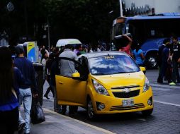 El Registro Estatal de Tranposte Público, a implementarse este año, dará certeza jurídica a los taxis legales. EL INFORMADOR / A. Hernández