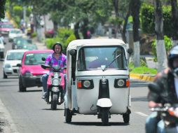 Entre los vehículos de alquiler que operan al margen de la ley estan los mototaxis, que se han extendido incluso fuera de la ZMG. EL INFORMADOR / F. Atilano