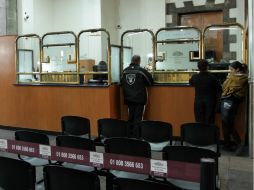 Las tasas de interés suelen ser 'escondidas' en pagos semanales o quincenales para no asustar al pignorante. NTX / ARCHIVO