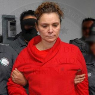 Consignan en penal federal a esposa de José Luis Abarca