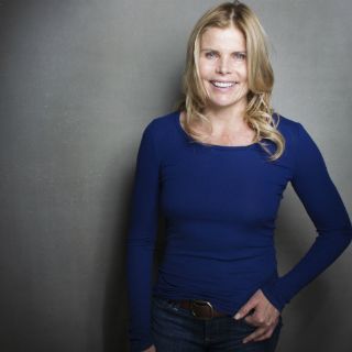 Mariel Hemingway trabaja en un libro de memorias