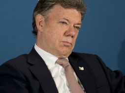 Santos pidió a su equipo acelerar el paso para terminar con este conflicto armado. AP / J Pat Carter