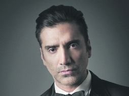 Alejandro. Al 'Potrillo' le espera un año lleno de éxito laboral. ESPECIAL / Alejandro Fernández