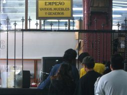 La Condusef recomienda realizarar un ejercicio comparativo en varias casas, antes de empeñar. NTX / ARCHIVO