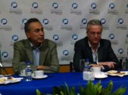 Garza Martínez y Petersen Farah brindaron una conferencia de prensa. TWITTER / @AlfonsoPetersen