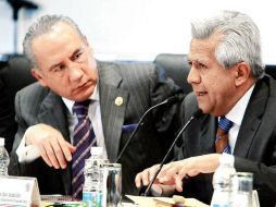 Heliodoro Díaz (i) renunció a su cargo de delegado después del escándalo. SUN / ARCHIVO