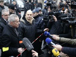 De momento, los culpables son buscados por la policía luego de cambiar de auto en un lugar del este de París. AFP / K. Tribouillard