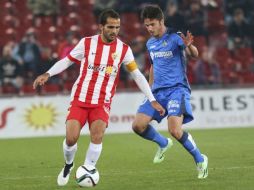 Con un tanto en cada portería, Verza (con el balón) fue el jugador más destacado. EFE / C. Barba