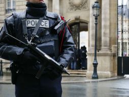 La alerta en Francia permanece alta tras los atentados de ayer en París. AFP / P. Kovarik