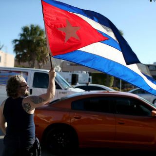 Suman 25 disidentes cubanos libres de presunta lista de EU
