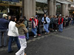 En Jalisco se recauda un promedio de 35 millones de pesos diarios por concepto de refrendo. EL INFORMADOR / ARCHIVO