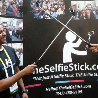 Varas para autorretratos revolucionan los 'selfies'