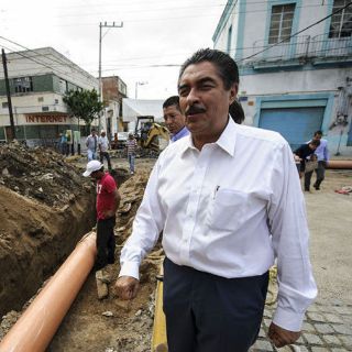 Tras gasto millonario abandonan la colonia Del Fresno