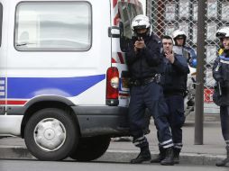 La policía no ha dado todavía por finalizada la búsqueda de cómplices de los hermanos Sarif y Chérif Kouachi. EFE / E. Laurent
