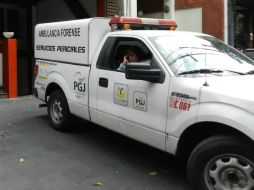 Los servicios de emergencia arriban para atender al menor sobreviviente y retirar los cuerpos. EFE / ARCHIVO