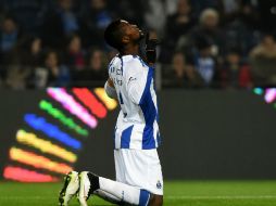 El colombiano Jackson Martínez abrió el marcador al minuto 10 del encuentro. AFP / F. Leong