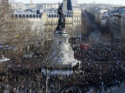 La plaza de la República, abarrotada ya dos horas antes de empezar la manifestación. AFP / B. Guay