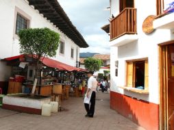 En la entidad vecina al DF existen 666 mil 795 giros, señaló el Inegi. NTX / ARCHIVO