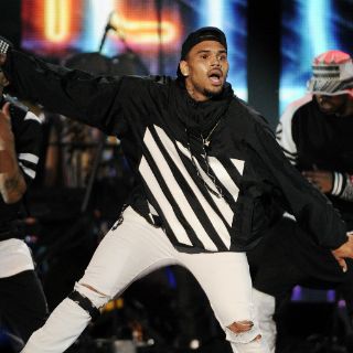 Reportan tiroteo en show de Chris Brown