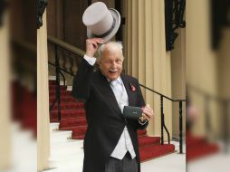 En 2010, la reina Isabel II le condecoró con la medalla de la Orden del Imperio Británico por sus servicios al mundo del espectáculo. FACEBOOK / Brian Clemens