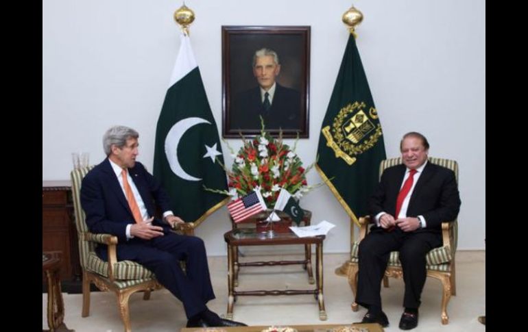 Kerry extendió a Nawaz un mensaje de condolencias  por el atentado del 16 de diciembre. TWITTER /   @JohnKerry