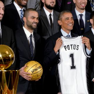 Obama recibe al campeón Spurs de San Antonio