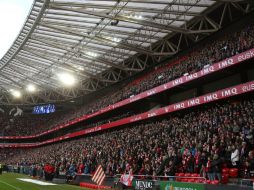 Los castigos podrán aplicarse a clubles vinculados con aficionados violentos. EFE / L. Tejido