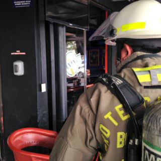 Se registra incendio en bar de Chapultepec