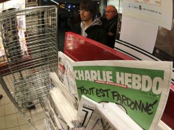 El nuevo número de 'Charlie Hebdo' ha tenido gran demanda. AP / D. Vincent