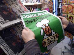 La dirección de la revista ha anunciado que editará dos millones de ejemplares más que saldrían a la venta en Francia. AFP / P. Guyot