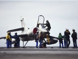 El Charles de Gaulle, es en palabras de Hollande ''un instrumento de fuerza y de potencia'', ''símbolo'' de Francia. AFP / A. Poujoulat