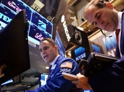 El selectivo S&P 500 retrocedió un 0.58 por ciento. AFP / J. Samad