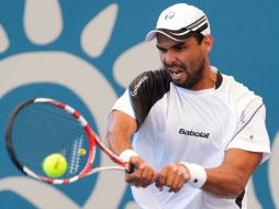 El sudamericano, Alejandro Falla (foto), cae ante el francés Adrian Mannarino en 56 minutos de partido. AFP / ARCHIVO