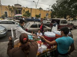 La zona requiere una solución vial, un flujo adecuado de personas y el ordenamiento del ambulantaje, señan autoridades del nosocomio. EL INFORMADOR / ARCHIVO