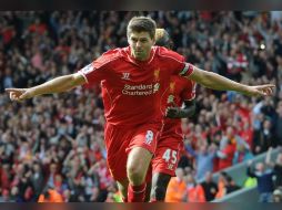 La directiva asegura que mantendrán conversaciones regularmente con Gerrard. ESPECIAL / liverpoolfc.com