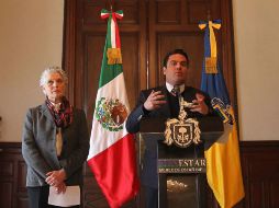 Myriam Vachez Plagnol y Aristóteles Sandoval se comprometen para proyectar a artistas fuera del Estado. EL INFORMADOR / E. Barrera