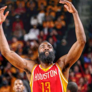 Harden juega de verdugo ante los Thunder de Oklahoma