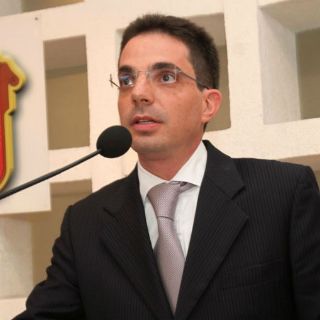 Hacienda niega sobornos a funcionarios en caso Ficrea